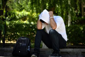 Od 2 lat ukrywam przed żoną, że nie mam pracy, za to mam coraz większe długi