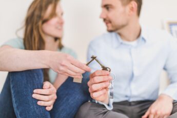 Daliśmy córce dom w prezencie ślubnym, a teraz tego żałujemy