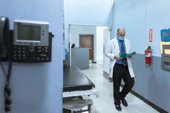 Zostałam wolontariuszką w szpitalu, bo chciałam odkupić swoje winy. Pewnego dnia spotkałam tam swoją ofiarę