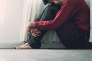 Nienawidzę mojego ojczyma, bo przez niego stałem się nikim dla mojej matki